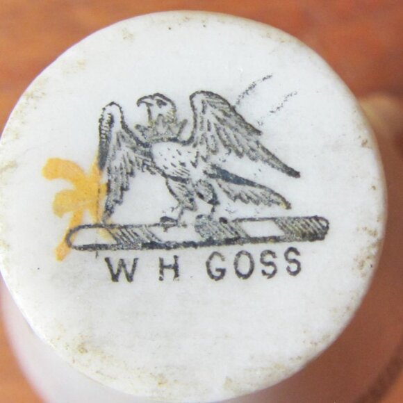 W.H. Goss crested heraldry china vintage Town of Dover (GC076 Grace) - Picture 9 of 9
